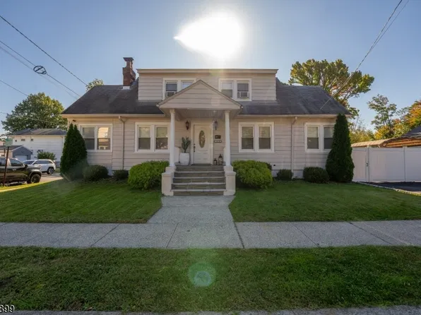 1975 Rutherford St, Rahway City, NJ 07065