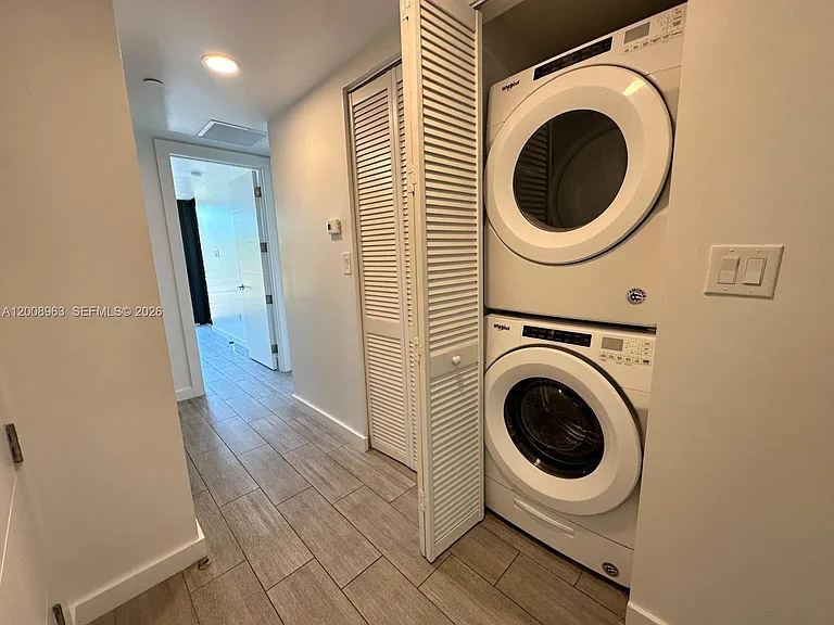 722 NE 15th Ave #2 — Photo 11