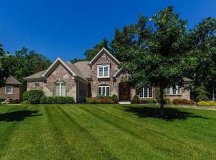 112 Castlewood Estates Dr, O'Fallon, MO 63368