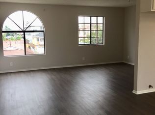 4452 W 137th St APT 5, Hawthorne, CA 90250