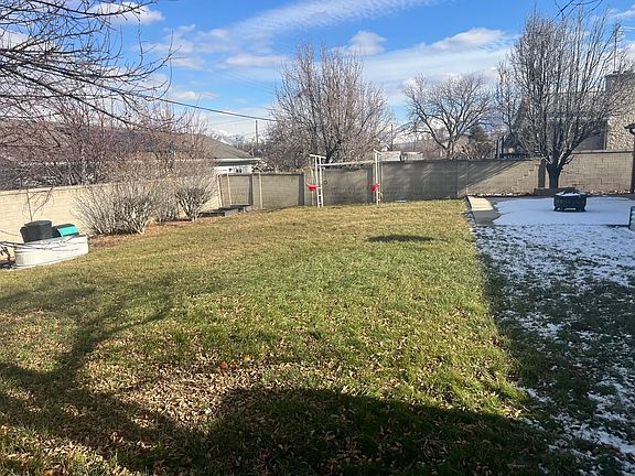 4th image of 1562-4470 S Southridge Dr