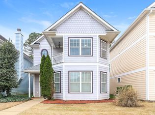6 Courtyard Ln, Cartersville, GA 30120
