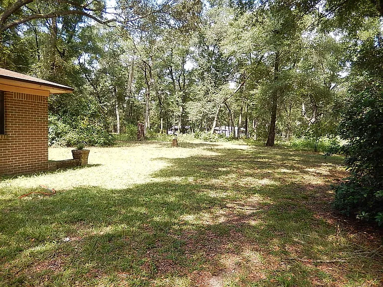 171 Bear Creek Rd — Photo 5