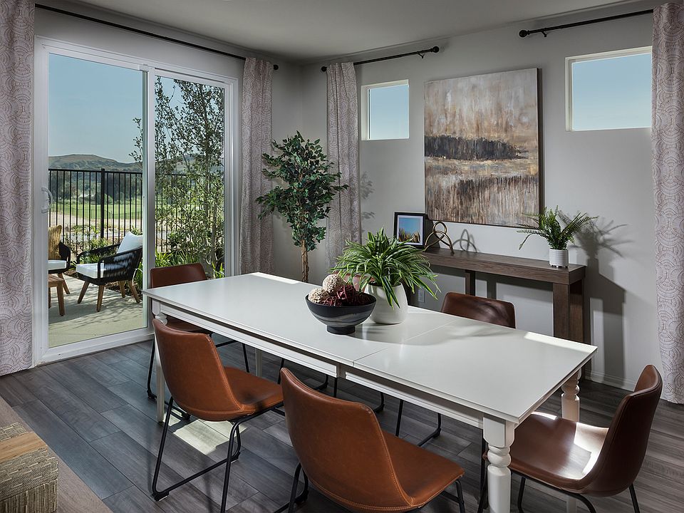 Magnolia - Residence 1 - Dining Room