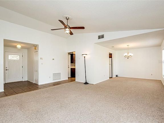 4th image of 6324 Powers Pointe Cir