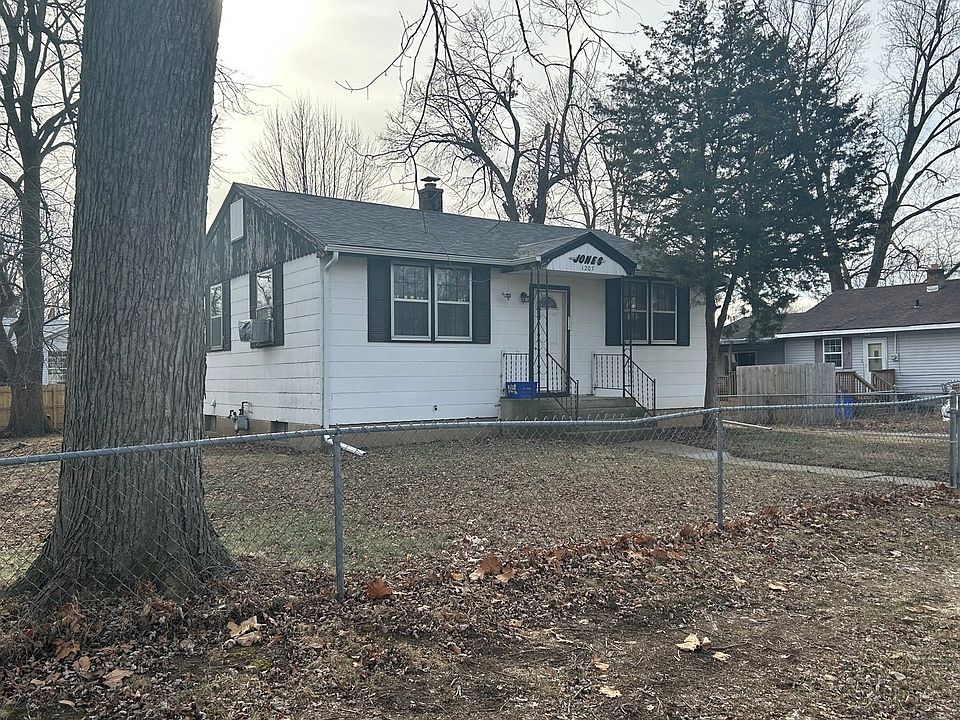 1st image of 1207 41st Ave