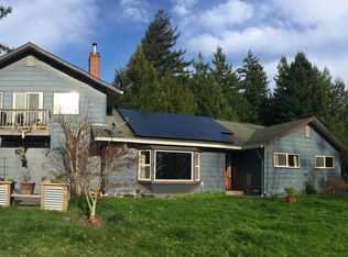 970 Greenwood Heights Dr, Kneeland, CA 95549