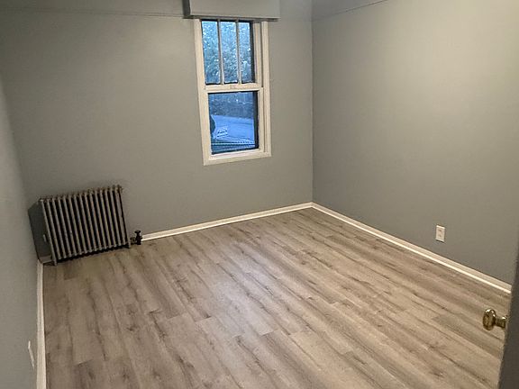 3rd image of 433 N 9th Ave #Na