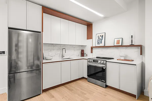 570 Fulton Street #5H