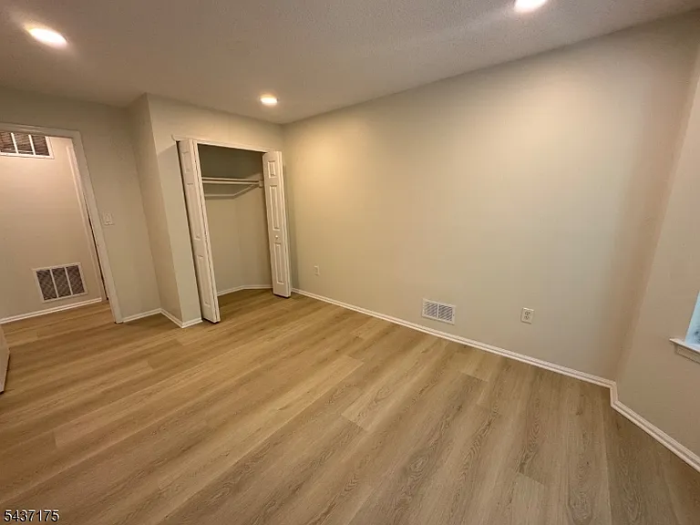 7 Sheffield Ct #7 — Photo 11