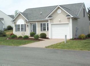 6 Barn Cir, Portland, CT 06480