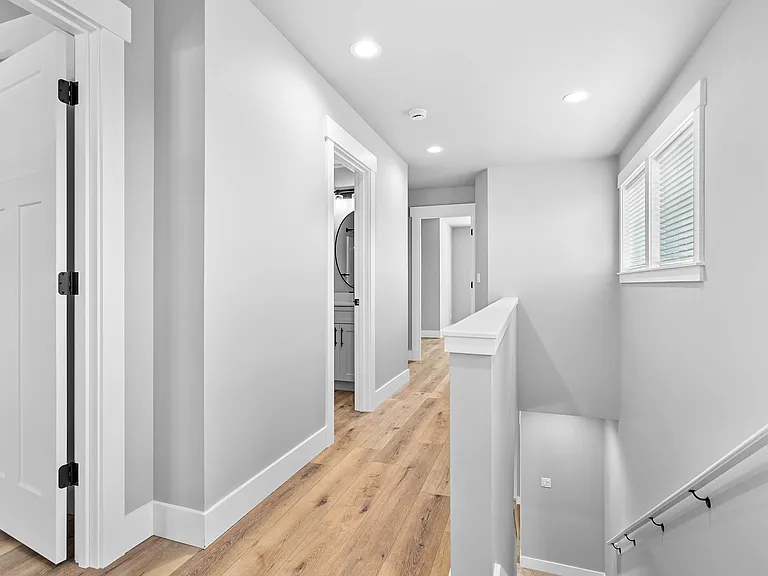 2205 Dejong Dr — Photo 18