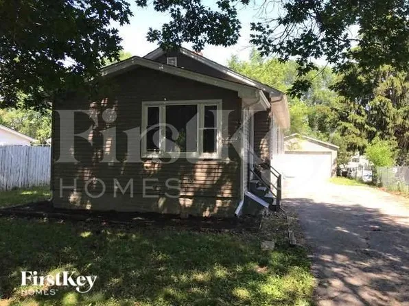 1146 Hinckley St, Aurora, IL 60505