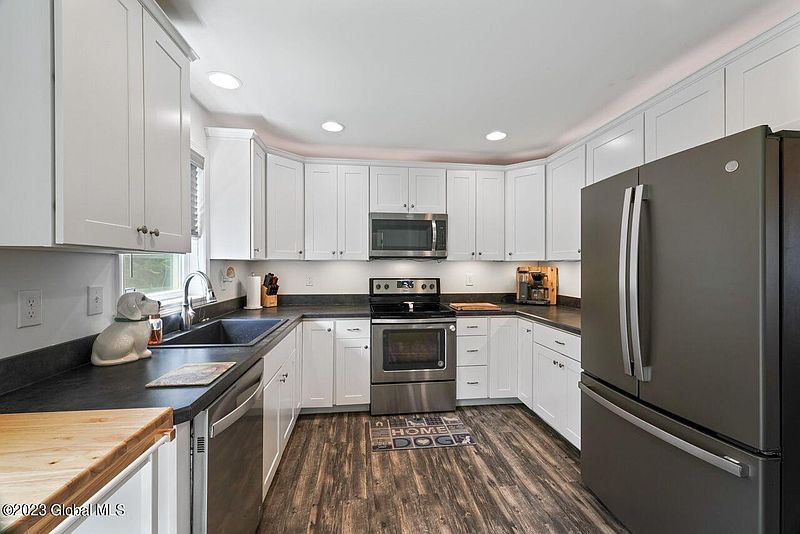 3rd image of 2852 Olean Street