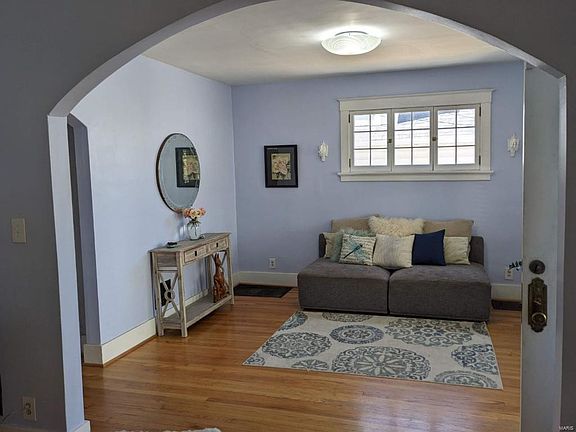 4th image of 6750 Nashville Ave