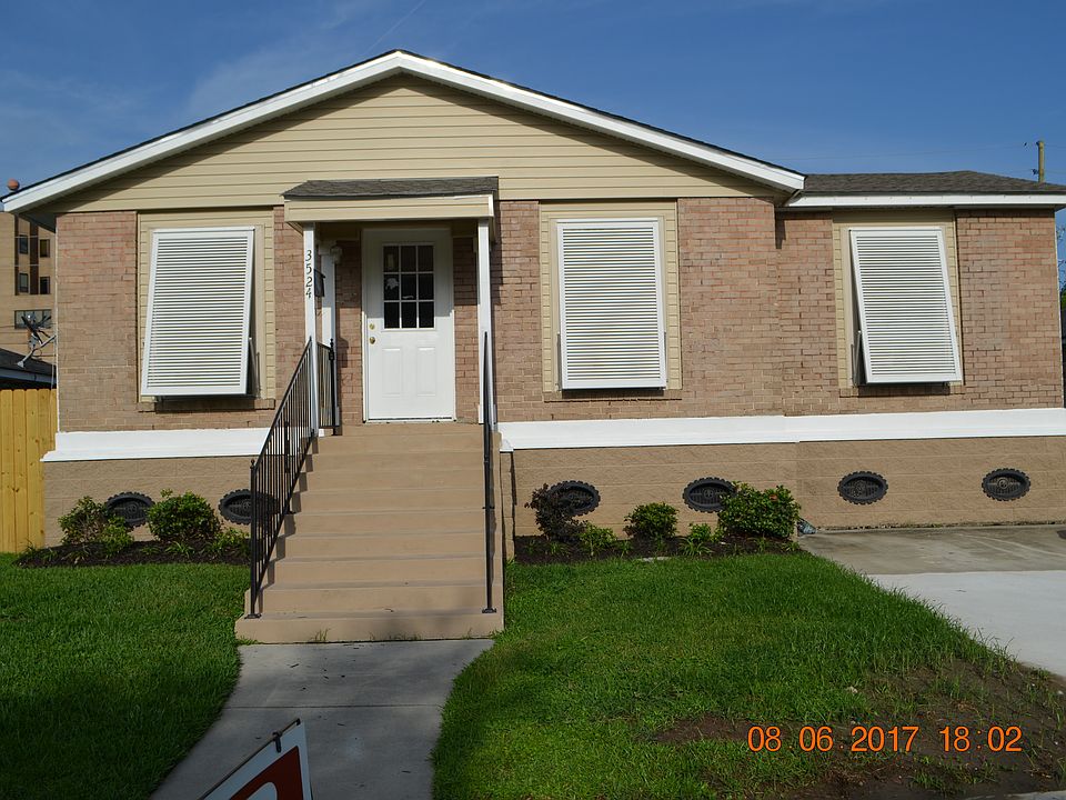 1st image of 3524 W Loyola Dr