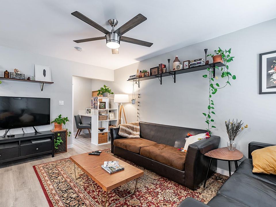 1st image of 4021 32nd St #2