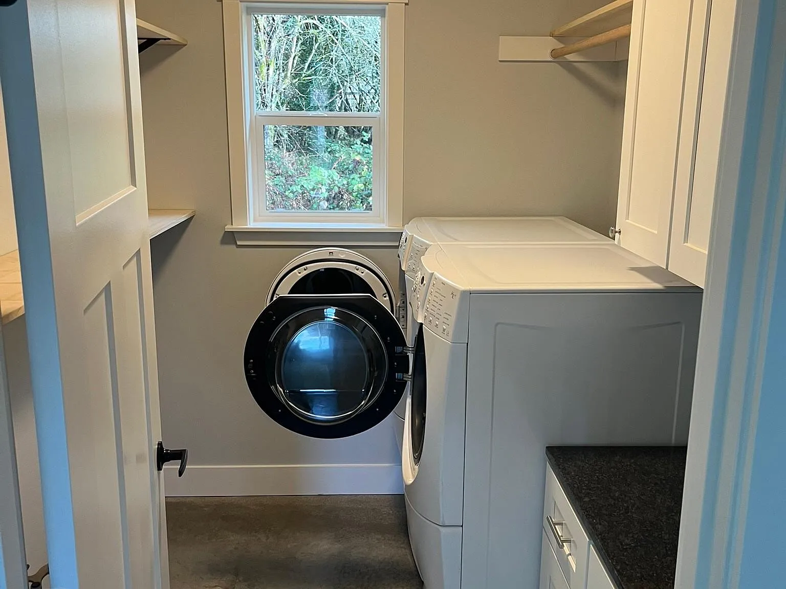2 bed, 1115 sqft, $1,750 — Photo 4