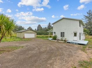 2166 E Alsea Hwy, Waldport, OR 97394