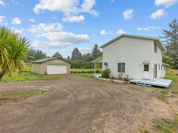 2166 E Alsea Hwy, Waldport, OR 97394