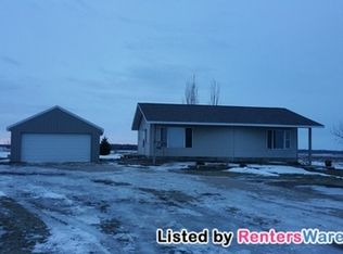 36989 178th St, Waseca, MN 56093