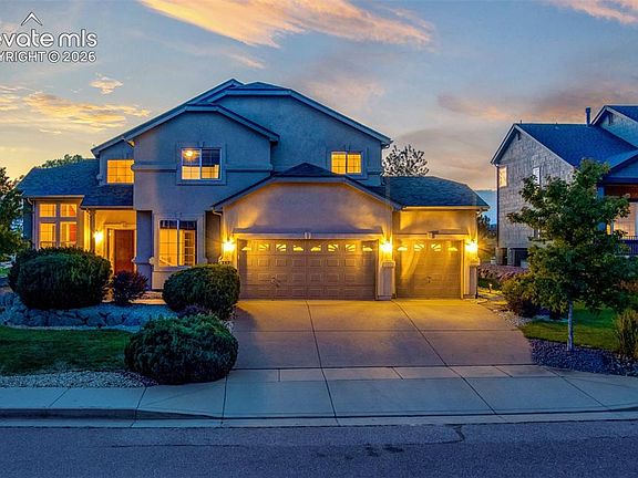 2nd image of 387 Fox Run Cir