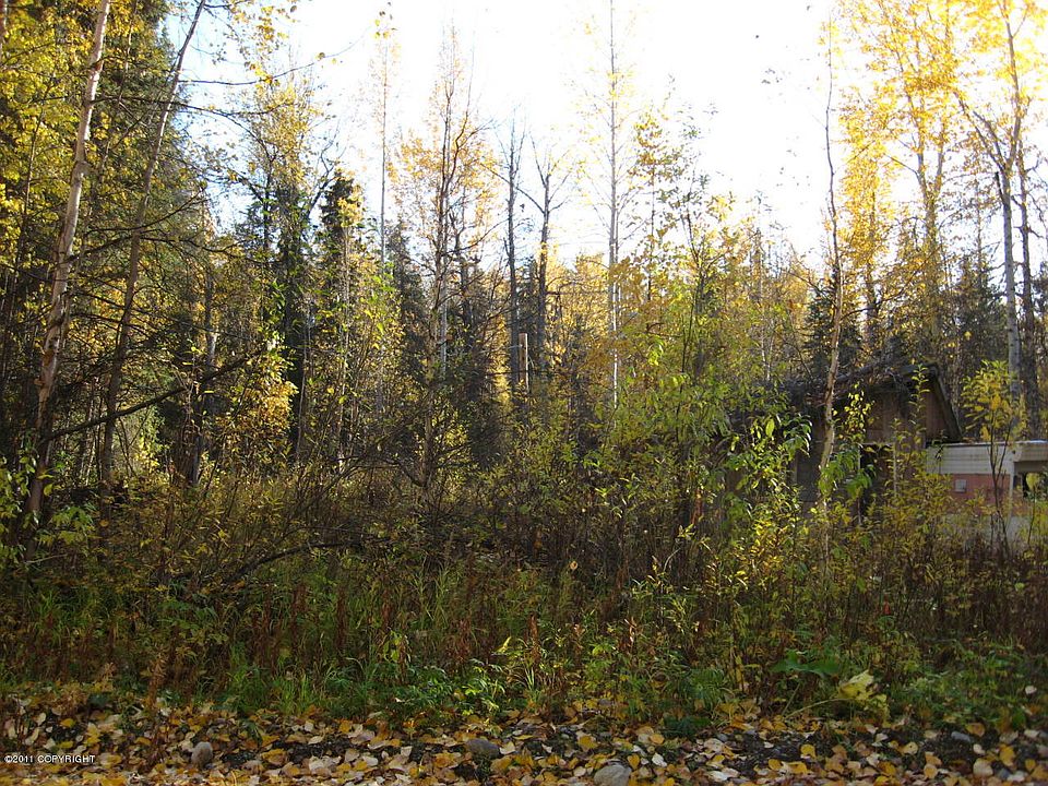 2nd image of 20690 W River Aire Dr