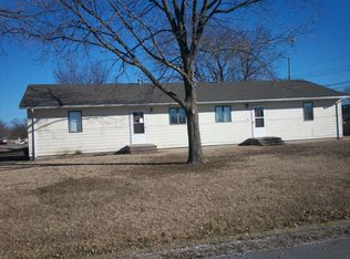706 S 13th St, Burlington, KS 66839