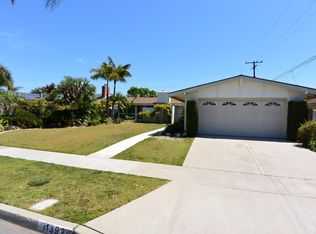 11392 Wallingsford Rd, Los Alamitos, CA 90720