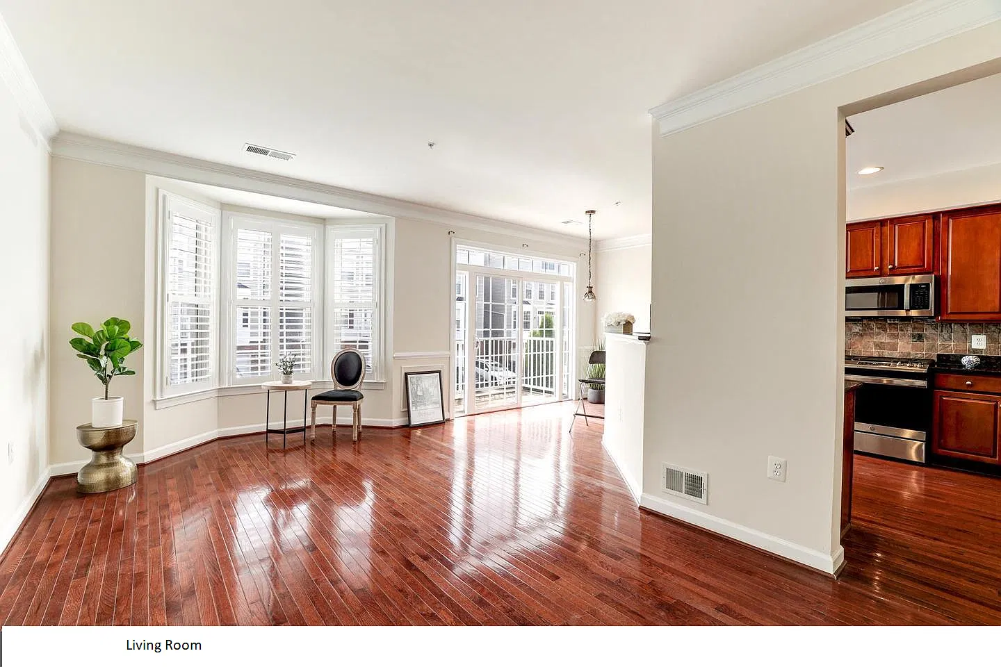 3 bed, 1620 sqft, $2,900 — Photo 1