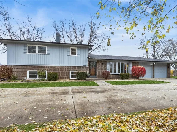 (undisclosed Address), Libertyville, IL 60048