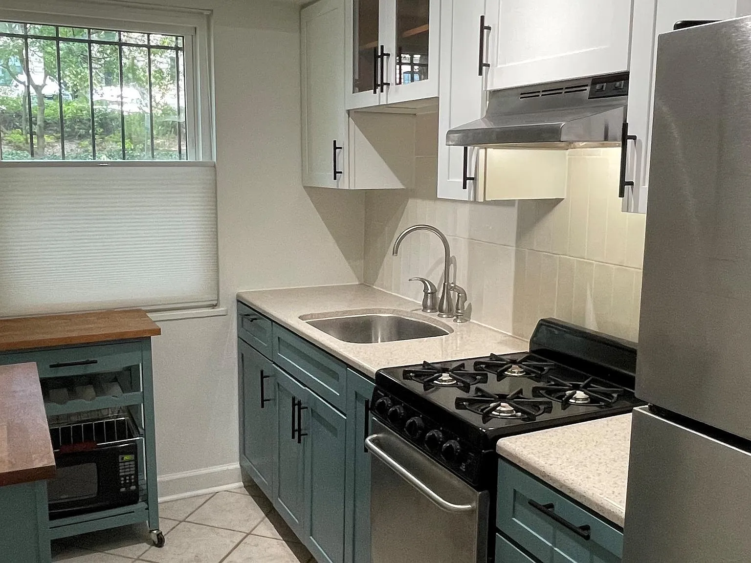 1 bed, 1.0 bath, 667 sqft, $1,995 — Photo 1