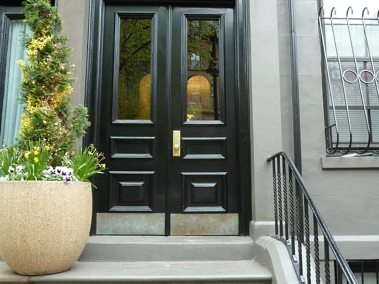 247 Beacon St #5 — Photo 16
