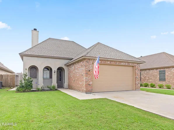 112 Gilmore Rd, Youngsville, LA 70592