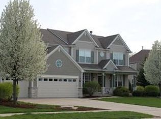 915 Price Rd, Sugar Grove, IL 60554