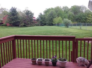 11 Lily Ct, Edison, NJ