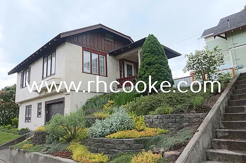 719 W Maxwell Ave Photo 1