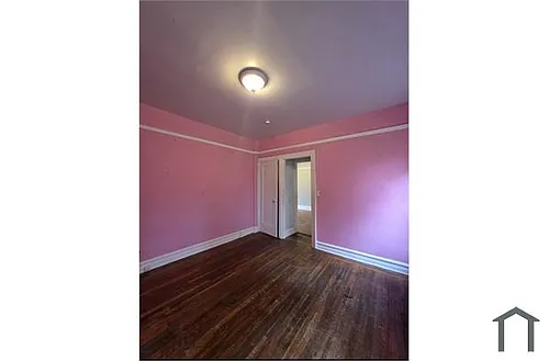 192 Hawthorne Ave Photo 1