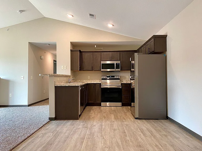 786 Peregrine Cir — Photo 58