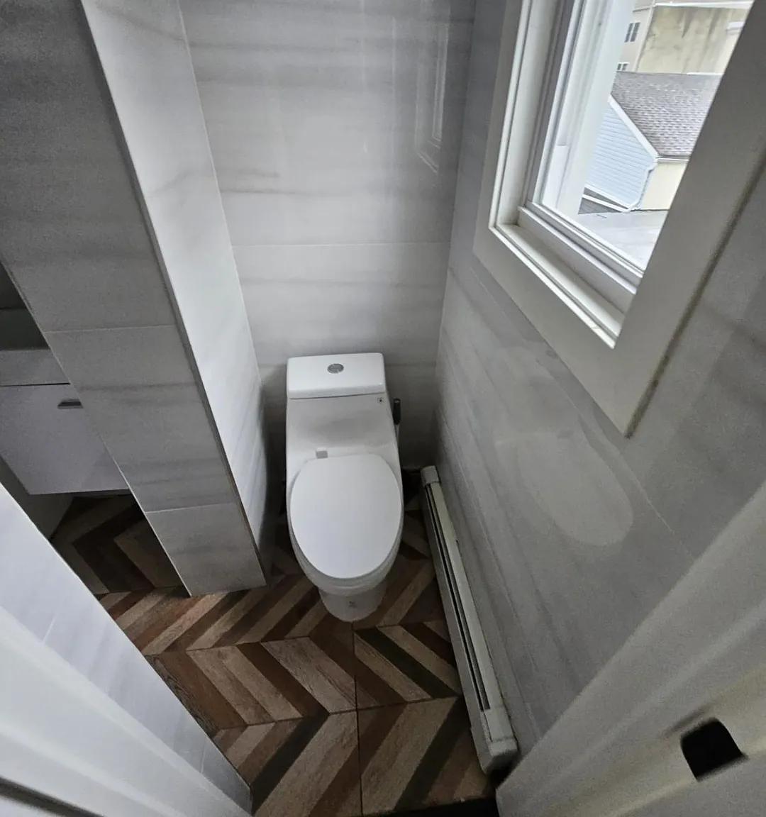 3 bed, 1350 sqft, $2,695 — Photo 3