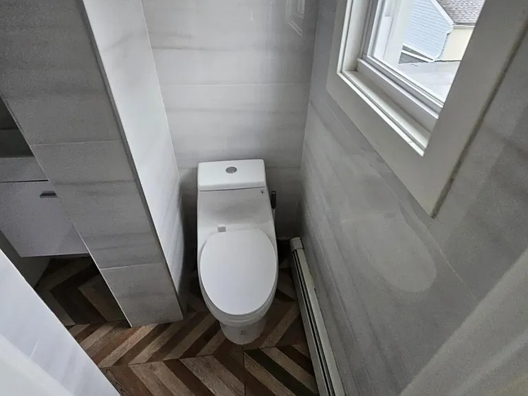 78 Clerk St #22 — Photo 3