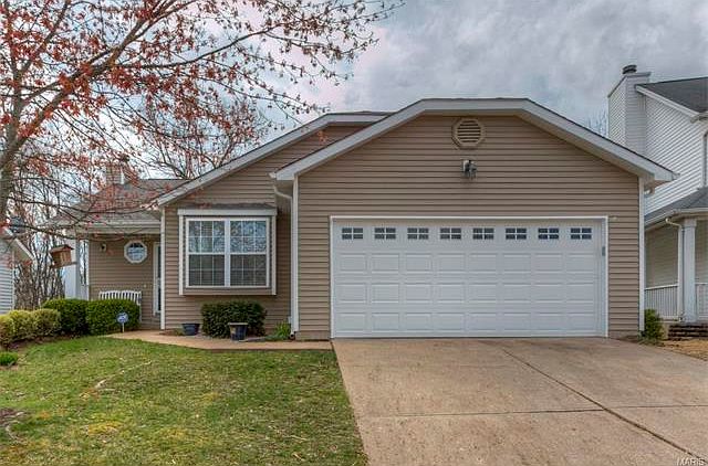 1st image of 244 Bracadale Dr