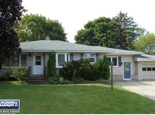 4429 E Whitefish Bay Rd, Sturgeon Bay, WI 54235