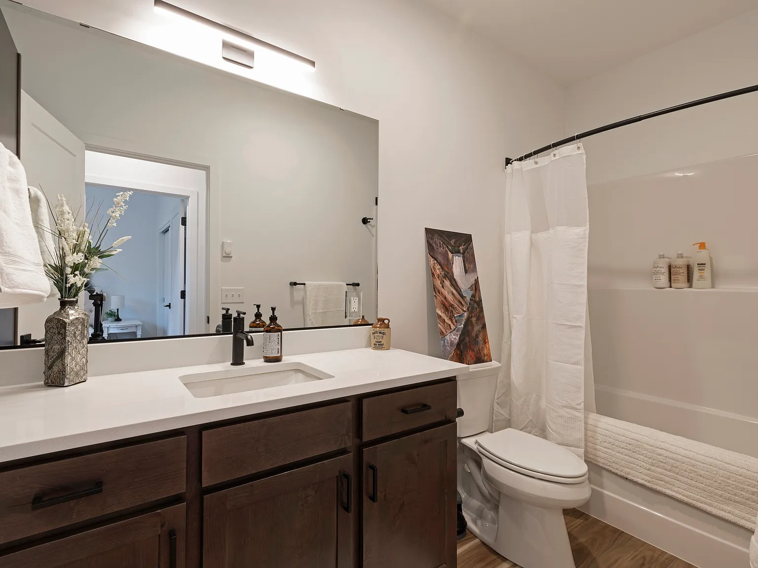 1 bed, 727 sqft, $2,550 — Photo 4