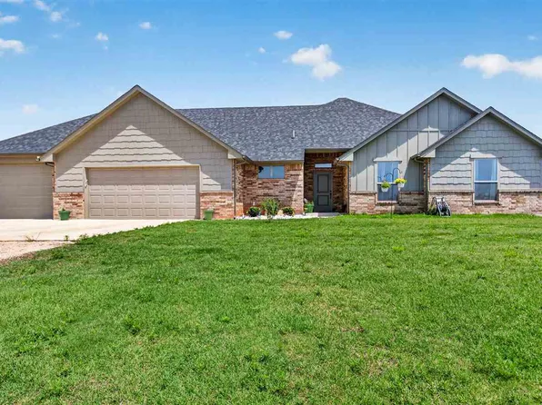 3208 E Cedar Dr, Stillwater, OK 74075