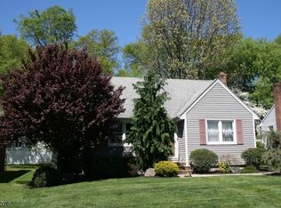 124 Princeton Ave, Rahway, NJ 07065