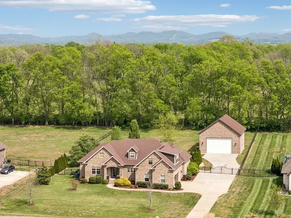 1067 Caballo Trl, Gallatin, TN 37066