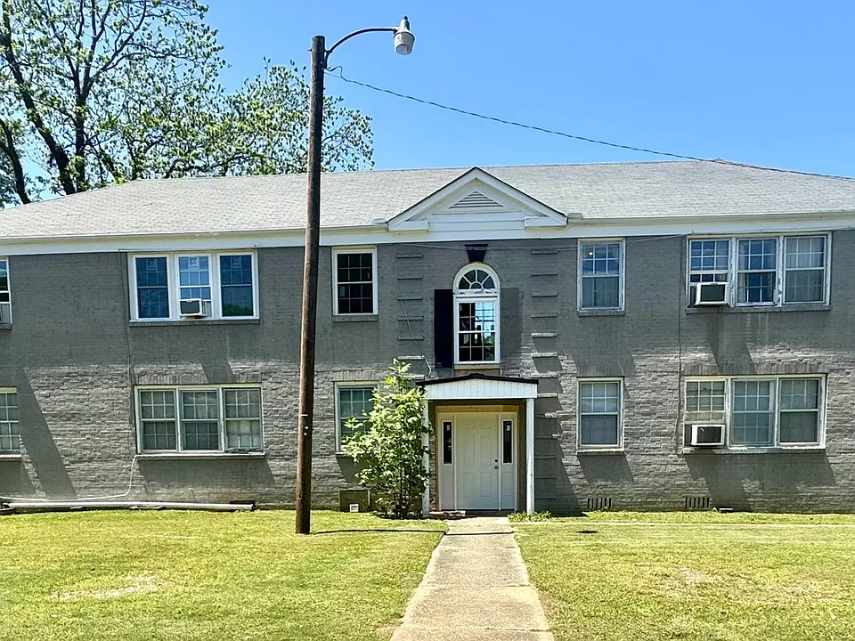 1130 Christine Ave