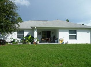 4 Rosalie Pl, Palm Coast, FL 32164