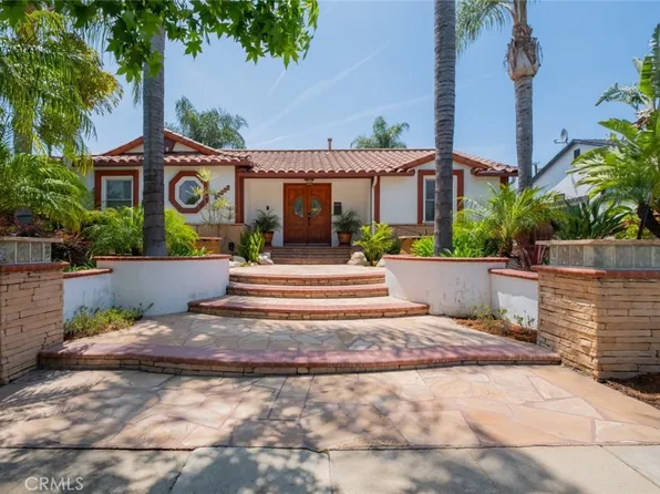 16732 Lassen St, North Hills, CA 91343